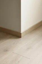 Sol stratifié effet chêne beige